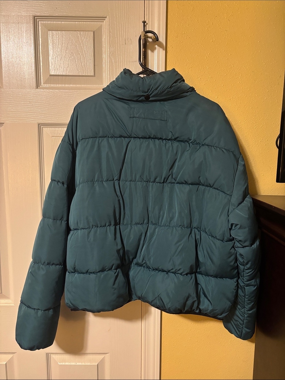 Urban Outfitters dark green Quilted Puffer Jacket - Picture 4 of 10